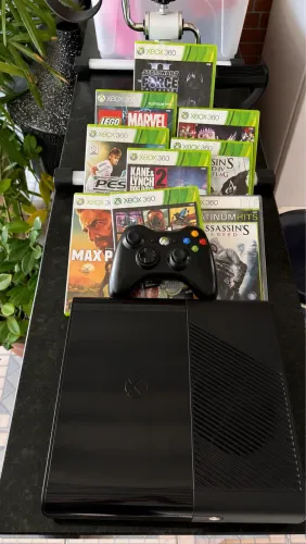 Xbox 360 E 500GB Completo + 9 Jogos Originais + Controle Original | Excelente Estado