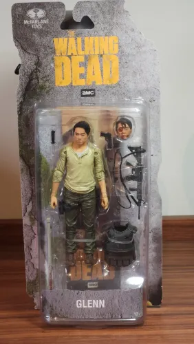 Kit Walking Dead Da Mcfarlane Toys: 1 Tyreese + 1 Glenn + 1 Andrea + 1 Governor