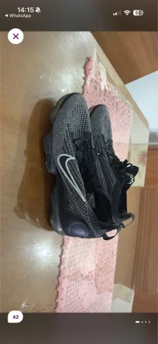 Nike Air VaporMax - Tamanho 42