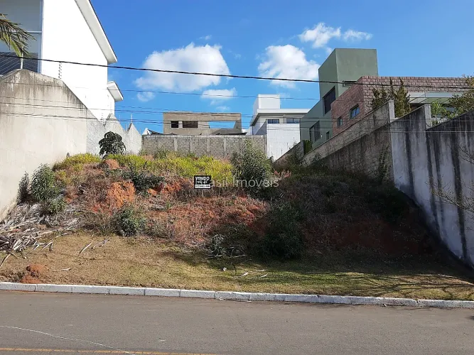 Lote no Condomínio Bosque Imperial