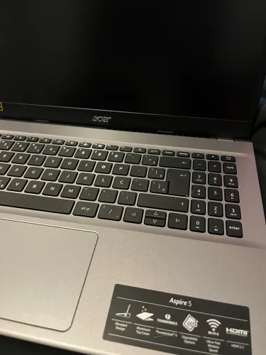 Notebook Aspire 5 Dourado