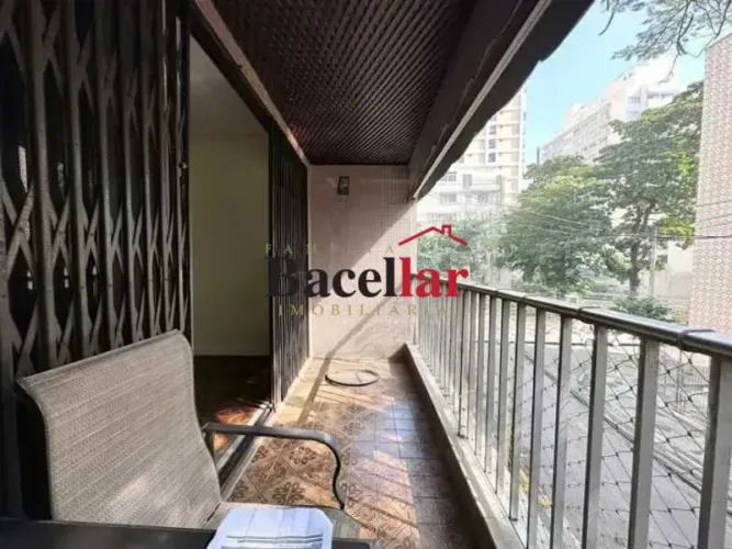 Apartamento : Padrão / Residencial / Tijuca