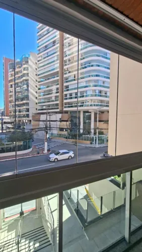 Apartamento com 3 quartos, sendo uma suíte, 188m² segunda quadra do mar Praia da Costa!