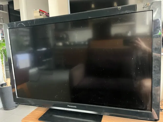 Televisão 42 polegadas - não é smart
