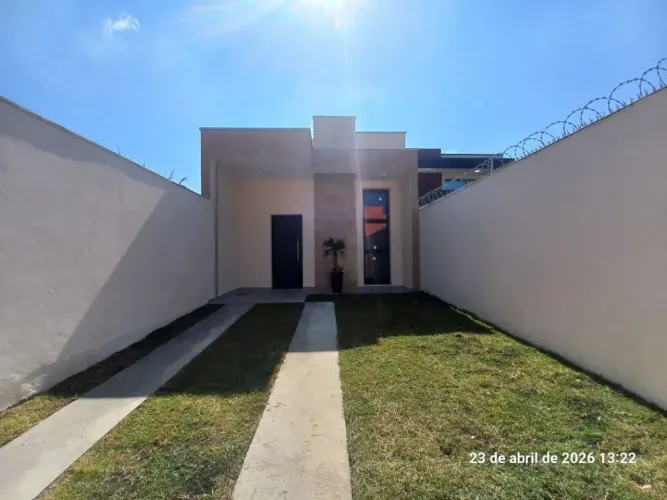 CASA À VENDA 3 DORMITÓRIOS 1 SUÍTE EM CAÇAPAVA
