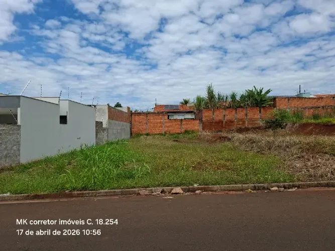 Terreno residencial com 362,73 m2 no Residencial do Sol em Ibiporã.