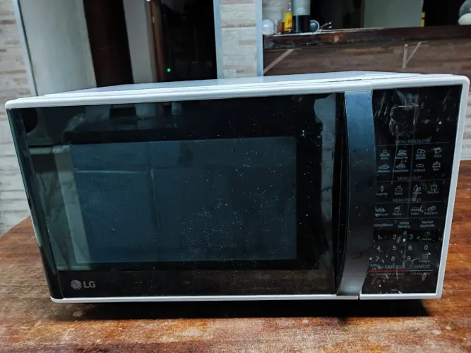 Microondas LG 27 litros 