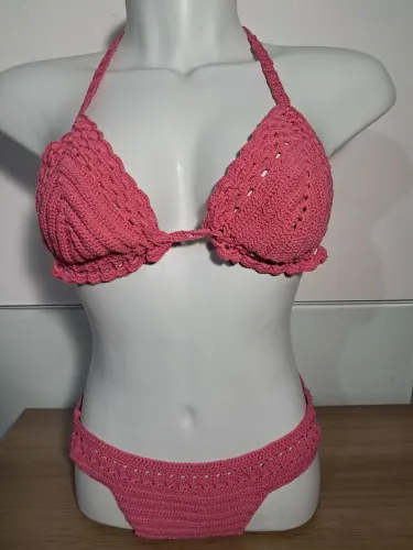 Biquini rosa em Crochê 
