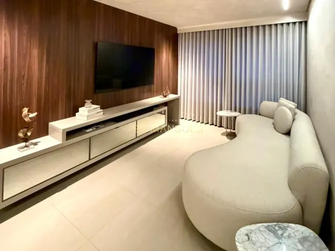 Apartamento à Venda no High Line, Vila da Serra 76m², 2 Quartos e Vista para as Montanhas