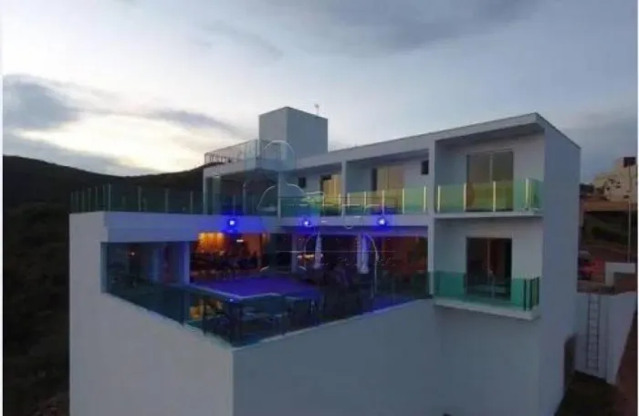 Casa Padrão em Capitólio