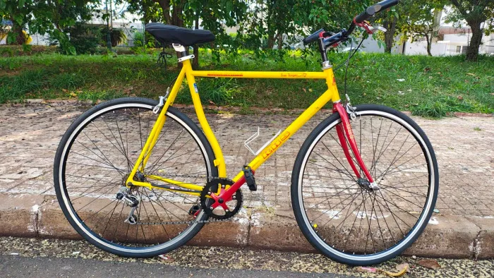 Bicicleta KHS importada aro 27