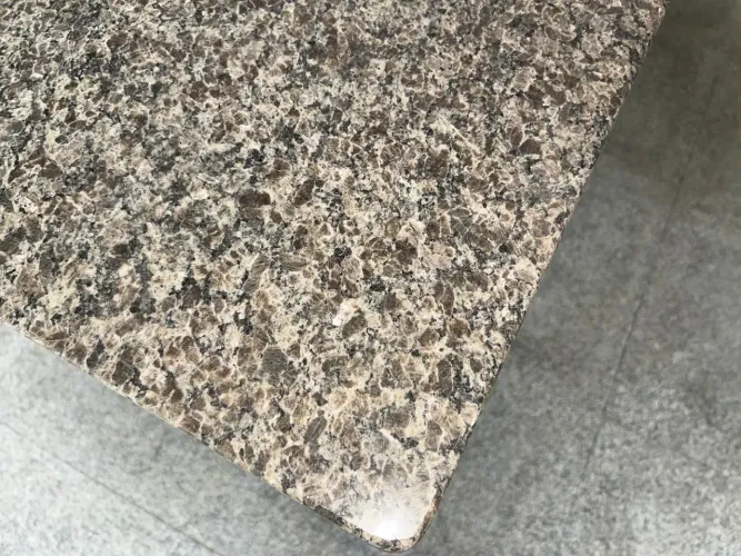 Mesa de granito