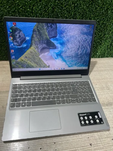 Notebook Lenovo Core i5 8th 8ram SSD240NV W11 Office