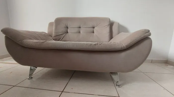 Sofá 2 Lugares New Passion Suede Bege - usado 