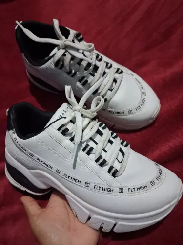 Tênis feminino n 36
