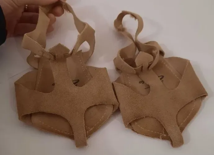 SAPATILHA ARANHA CAPÉZIO N° 35