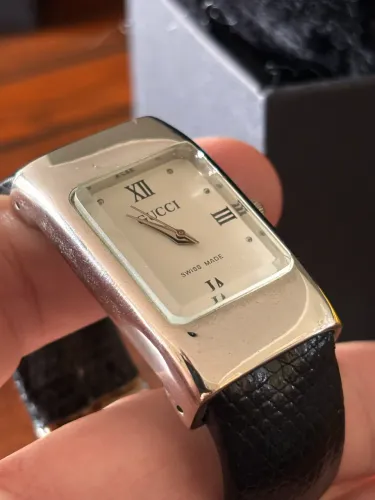 Gucci Swiss Made - Relógio feminino clássico - oportunidade