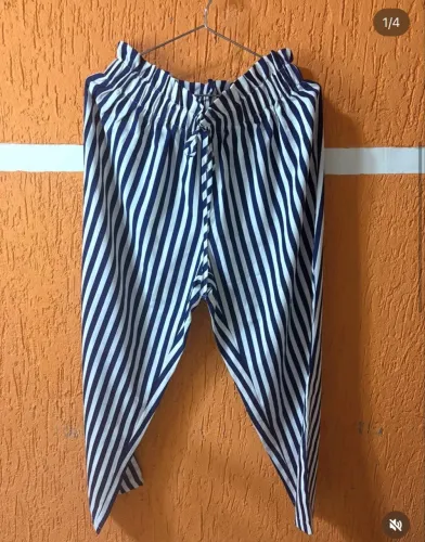 Calça listrada