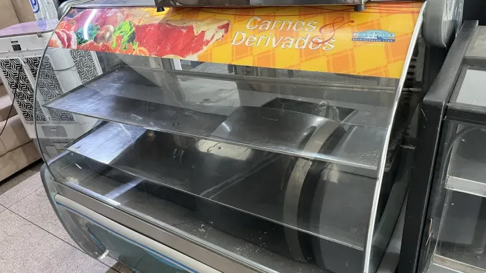 VENDE-SE BALCÃO REFRIGERADO KLIMA BANDEJEIRO