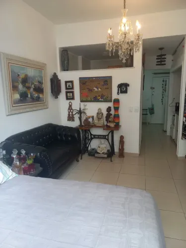 Imobiliária vende quarto e sala no centro do Rio