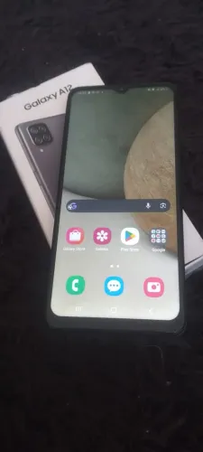 Celular samsung galaxy A12 na caixa - USADO sem trincado de tela barato
