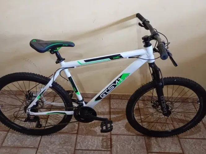 Bicicleta Mountain Bike GTS M1 21 marchas freio a disco amortecedor branca