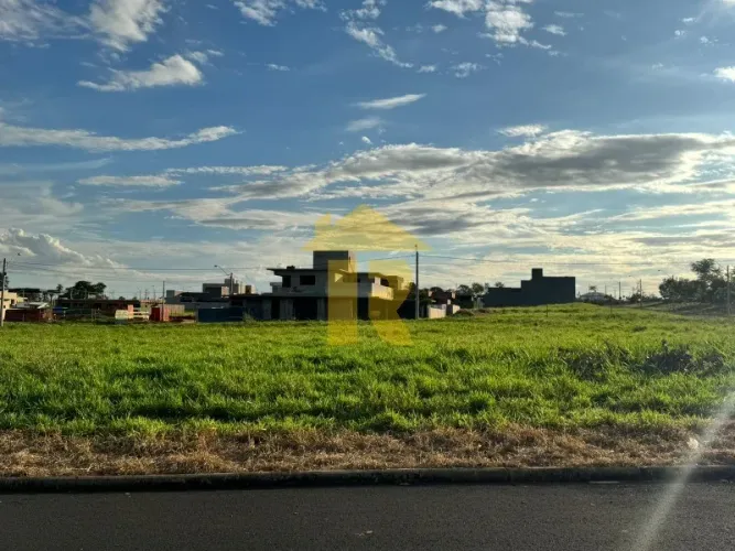 Venda de terreno em condomínio no Botanic Residence: 405m² de área em São José do Rio Pret