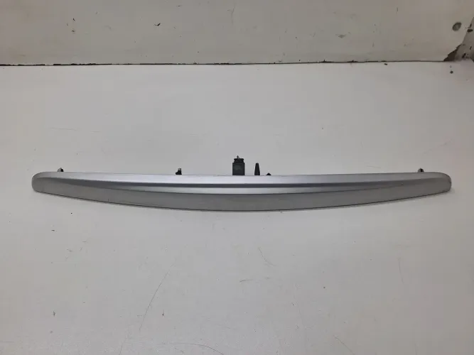 Friso Tampa Traseira Citroen C3 1.4 2009 / 2010 N *7 Prata