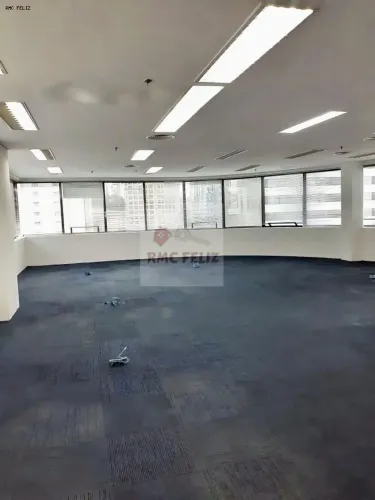 Conjunto Comercial para Venda em São Paulo, Cidade Monções, 4 banheiros, 5 vagas