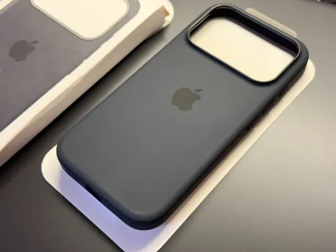 Capa Apple Silicone Case Com MagSafe iPhone 17 PRO