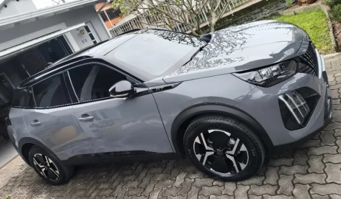 Peugeot 2008 GT 1.0 Turbo Flex 5P Aut. 2025