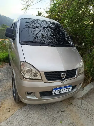 Hafei Towner Passageiro 1.0 8V 48cv 7L 5P 2011