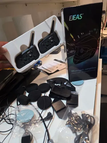 Intercomunicador Ejeas V6 PRO Original Com Controle