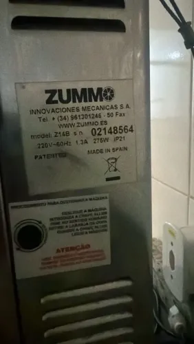 Vendo máquina de suco de laranja zummo Z14 B