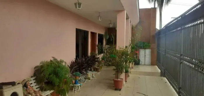 Ótima casa térrea a venda Parque Continental São Paulo