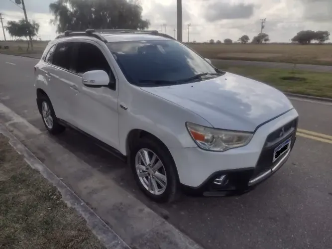 Mitsubishi ASX 2.0 16V 4X4 160cv Aut. 2011