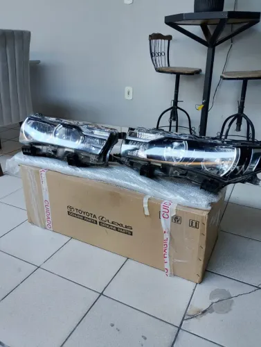Farol de Corolla 2015 ao 2017 original 