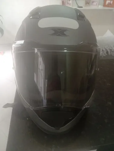 Vende se Capacete