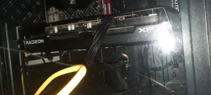 Rx 7600 + Redragon