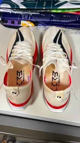 Tênis li- ning Feidian elite 6