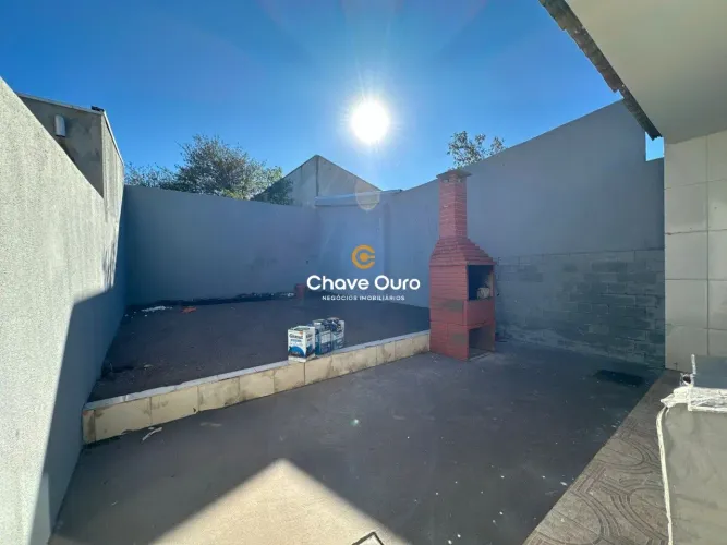 Casa com sobra de terreno no Interlagos - R$ 300.000,00