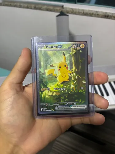 Pikachu 276/217 NOVO