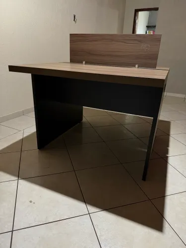 MESA DE ESCRITÓRIO DOIS LUGARES