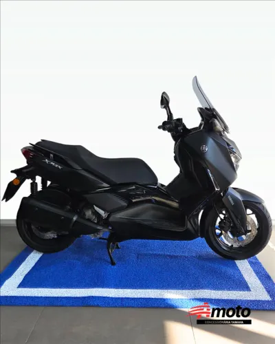 YAMAHA XMAX 250 CONNECTED ABS