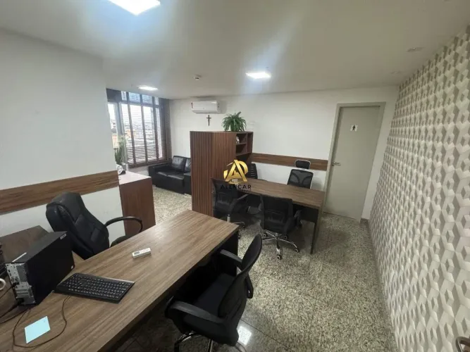 Sala MOBILIADA disponível para locação no Ed. Mubadalla, Praia da Costa, VV/ES
