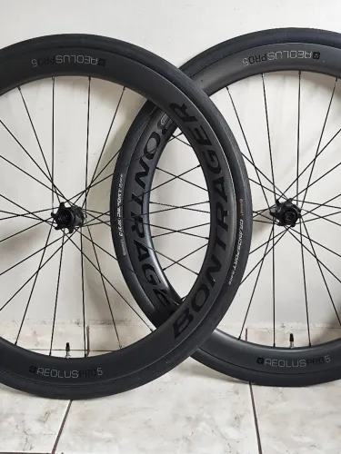 Rodas Bontrager Aeolus Pro 5 Carbon Disc TR