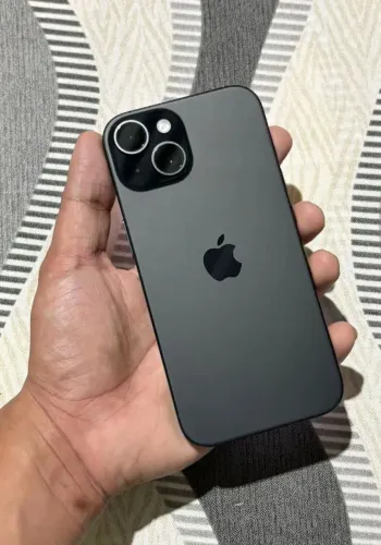 iPhone 15 preto 128 GB 6 meses de garantia