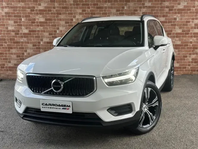 Volvo XC40 T-4 2.0 190cv FWD 2019