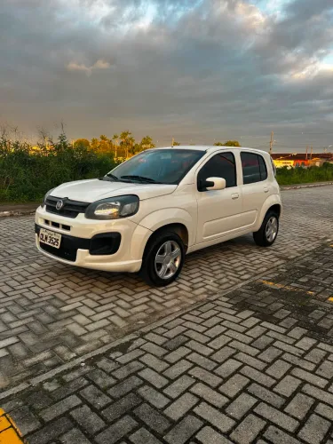 Fiat Uno Attractive 1.0 EVO Fire Flex 8V 5P 2019