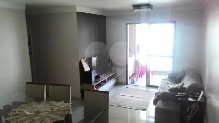 Apartamento à venda com 3 quartos, sendo 1 suíte, no condomínio Interclube, São Paulo - SP